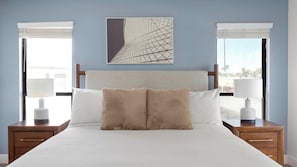 Desk, iron/ironing board, WiFi, bed sheets - Landing | Spectacular 2BD, Clubhouse, Gym (Paradise)