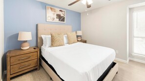 Desk, iron/ironing board, WiFi, bed sheets - Landing | Modern 1BD, Pool (Arlington)