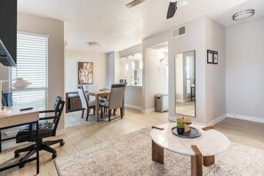 Dining - Landing | Stunning 1BD, Pool (Arlington)