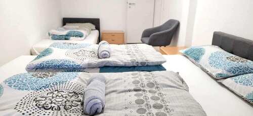 3-bed Cosy Apartment - Sleeps 8