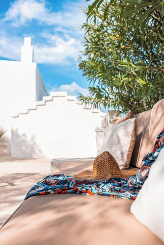 Wonderful countryhouse, 400 mt from beach, 6-8 guests, Puglia