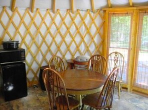 Dining - Pet-Friendly Yurt Getaway on the Shenandoah River in Luray, Virginia (Luray)