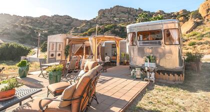 Vintage Glamping Travel Trailer with Views of San Fernando Valley near Los Angeles, California