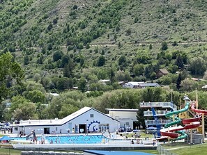 Pool - Amazing Yurt in Idaho for Camping Near Caribou National Forest (Lava Hot Springs)