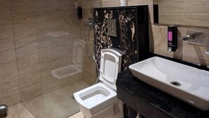 Unclassified image, 3 of 11, button - 99 Hotels Apple Park  Near Delhi Airport (New Delhi)
