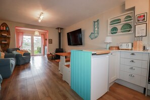 Living area - Kippy Cottage (Truro)