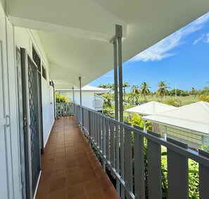 Property grounds - Amaretto apartment with nice marina views, just steps away from all amenities (Saint-François)