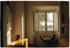 4 chambres, fer et planche à repasser, Wi-Fi, literie fournie