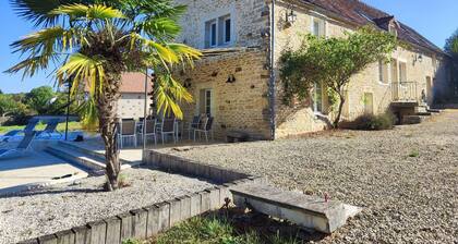 Near Vézelay (89), 2h from Paris, fully renovated vacation home (10pers.)