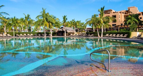 Casual Luxury Beachfront Resort - Access to private TPC Danzante Bay Golf Course