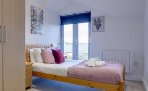 Strykejern/-brett, wi-fi (inkludert) og sengetøy