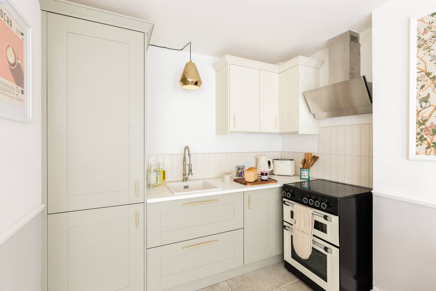 Fridge, oven, toaster, cookware/dishes/utensils