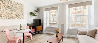 The Nook above the Bookshop - Pass the Keys