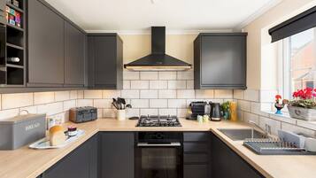 Fridge, microwave, oven, dishwasher