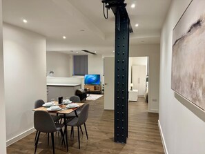 Interior - Converted Mill In Heart Of Manchester - Pass the Keys (Manchester)