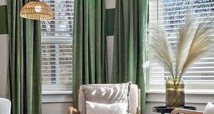 Luxury Modern Stay • Central Location • Stylish 2-Bedroom Apt