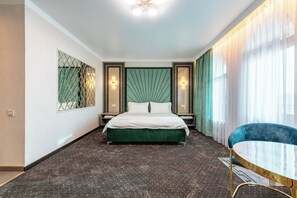 Comfort Double Room, Balcony, City View | Egyptian cotton sheets, premium bedding, minibar, desk - Rim Garden (Almaty)