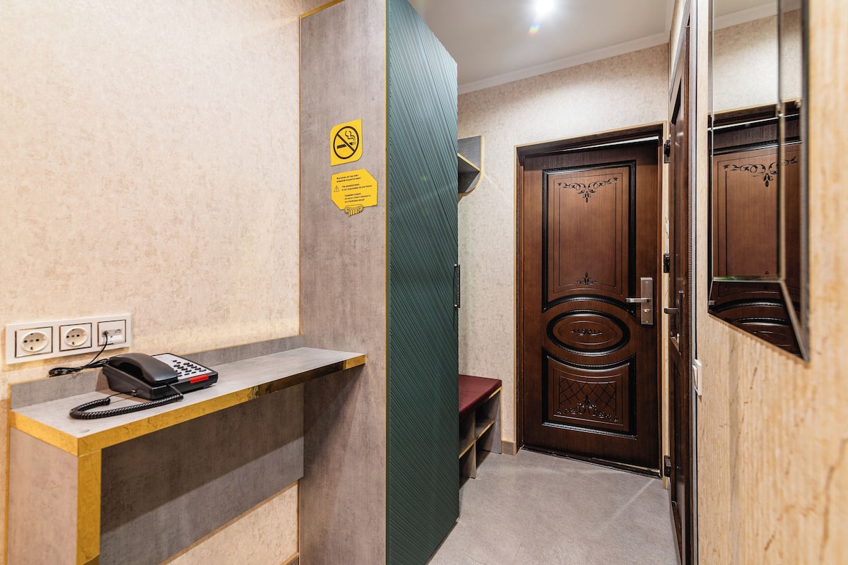 Sábanas de algodón egipcio, ropa de cama de alta calidad y minibar