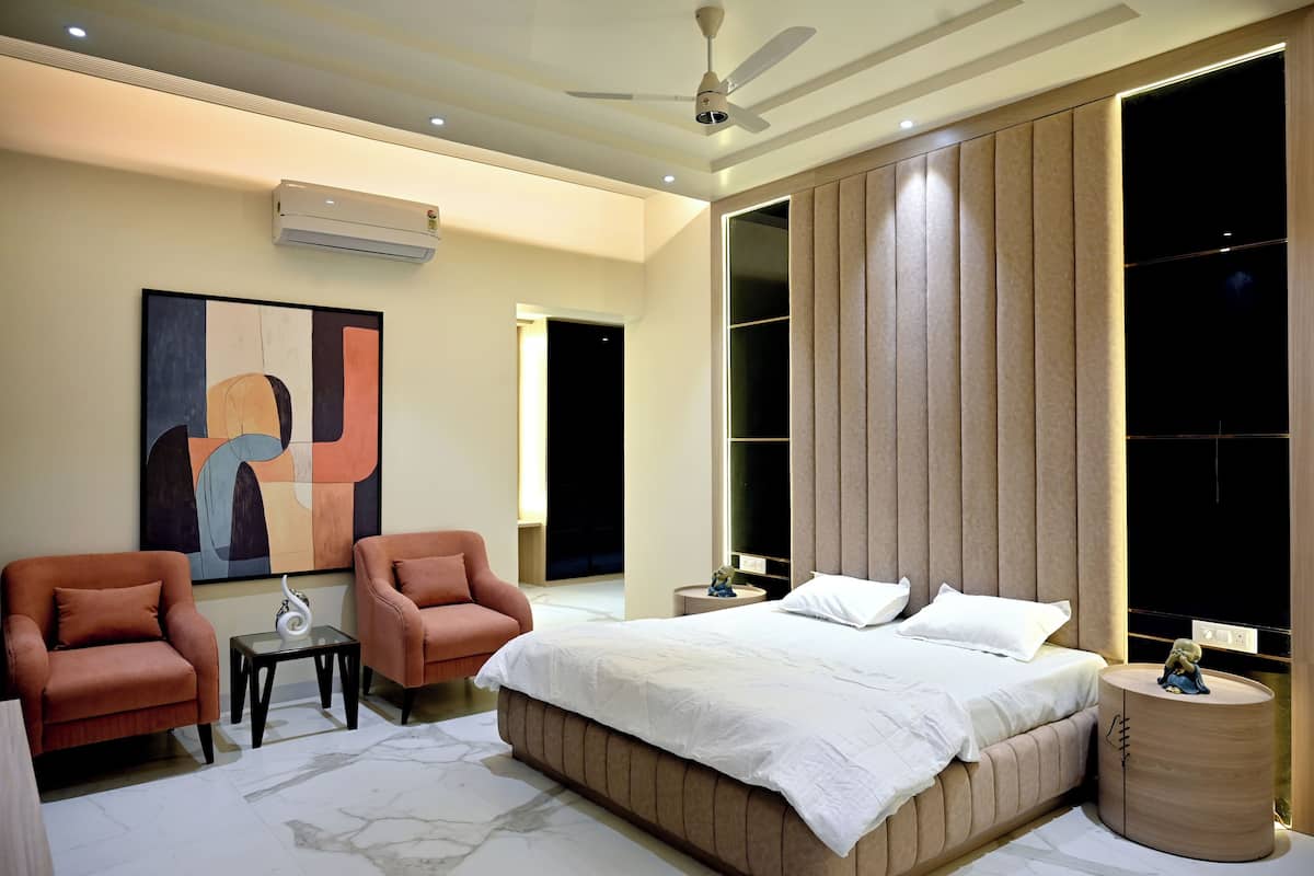 ห้องแฟมิลี่ (Villa) | โต๊ะทำงาน, เตารีด/โต๊ะรีดผ้า, Wi-Fi ฟรี, ผ้าปูที่นอน