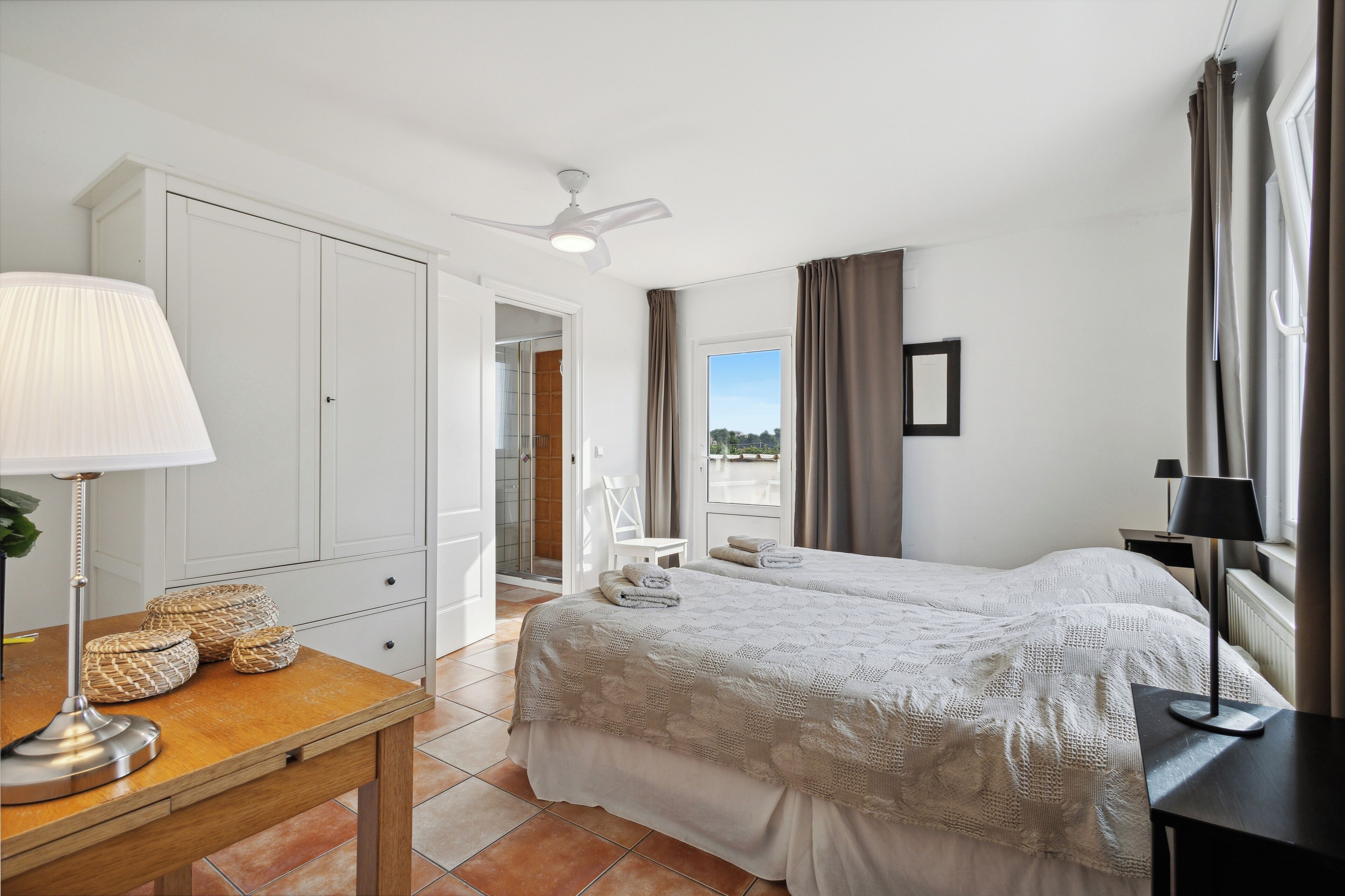 15 bedrooms, iron/ironing board, free WiFi, bed sheets