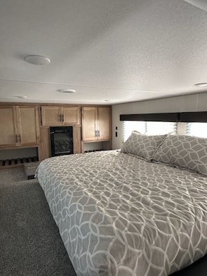 Room - Bighorn Bend Tiny Home (Interior)