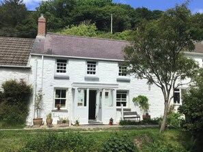Exterior - Gervic Cottage, Llangrannog (Llangrannog)