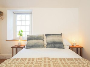 Free WiFi, bed sheets - Gervic Cottage, Llangrannog (Llangrannog)