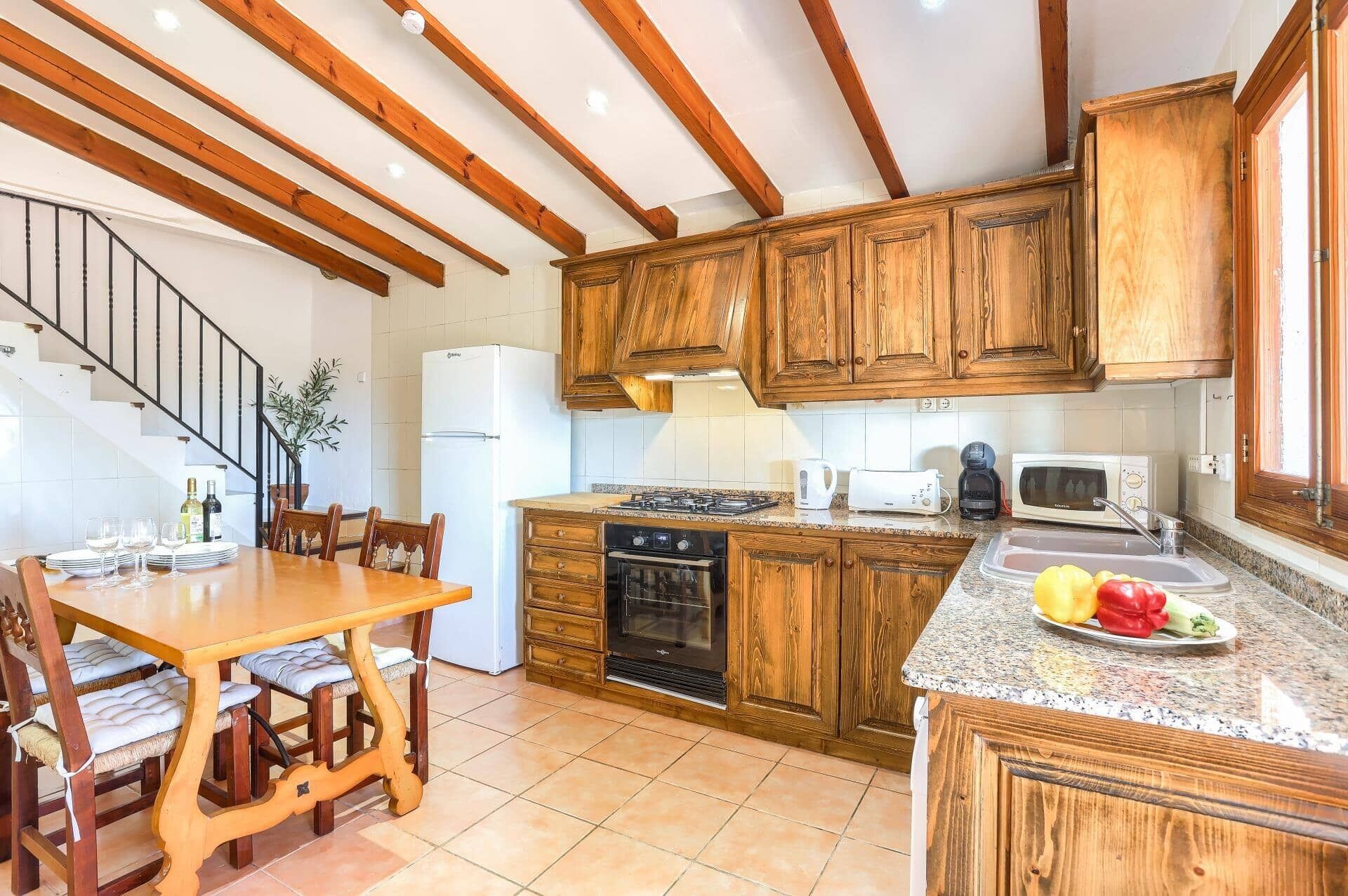 Microwave, dishwasher, coffee/tea maker