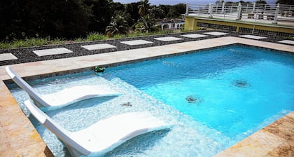 Loma Bella/ Private Villa for 14 near beach,2 homes