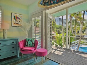 Interior - • The Bird • 2 blocks to beach-Heated Pool-Hot Tub (Fort Lauderdale)