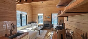 Treehouse 3 - Treehouses at Starved Rock