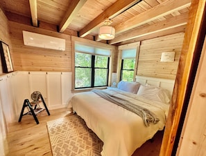 3 bedrooms, desk, free WiFi