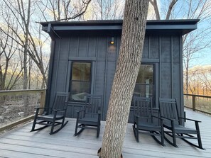 Terrace/patio - Treehouse 4 - Treehouses at Starved Rock (Ottawa)
