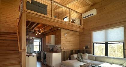 Treehouse 4 - Treehouses at Starved Rock