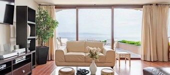 Modern Ocean View Flat | Short Walk to the Beach