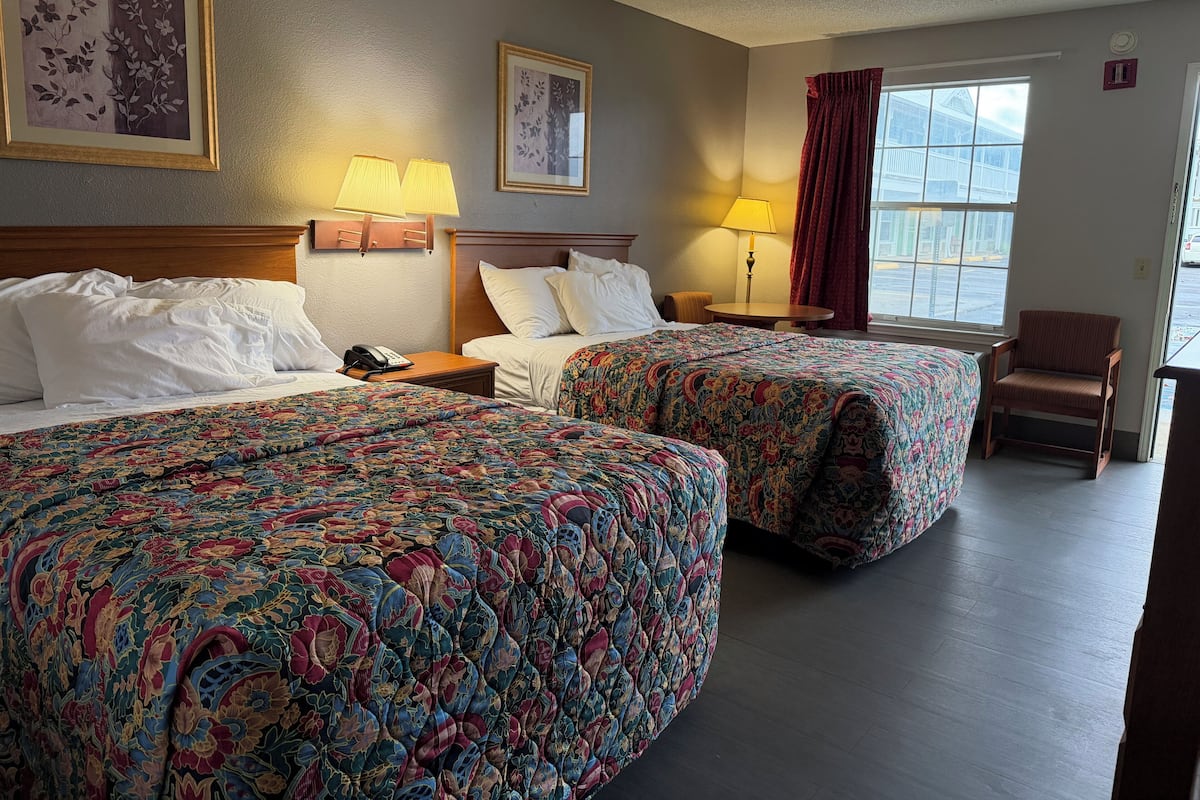 Room, 2 Double Beds, Mobility Accessible, Non Smoking | Free WiFi