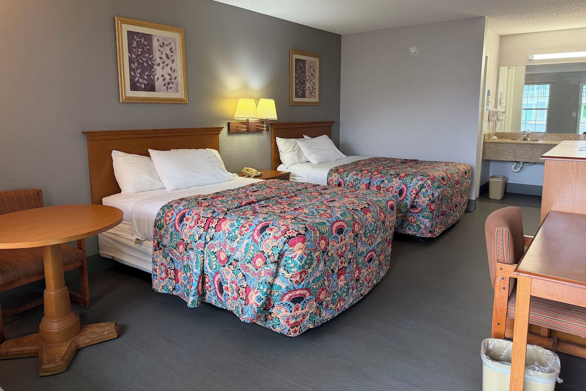 Double Room, 2 Double Beds, Non Smoking | Free WiFi