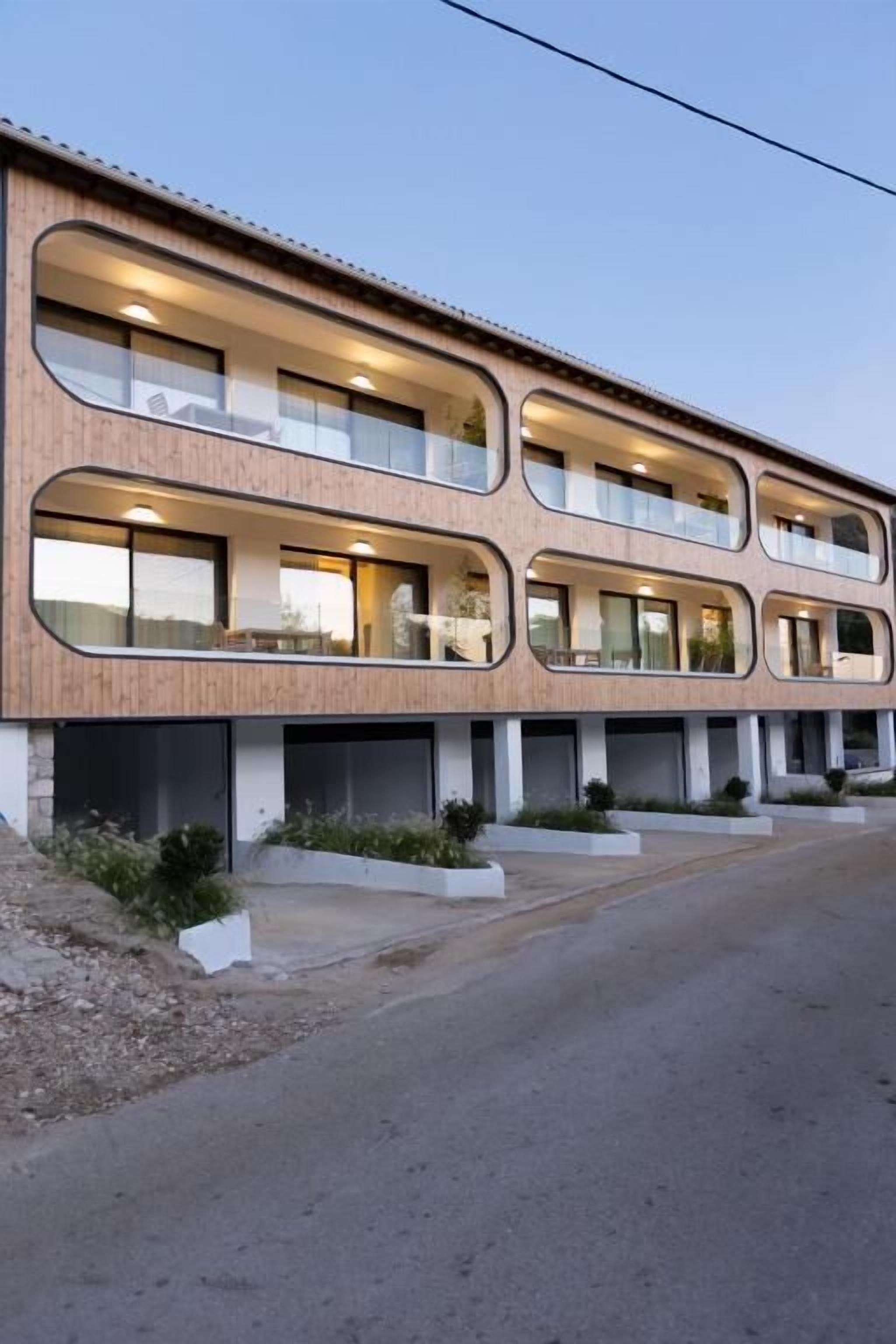 บริเวณภายนอก