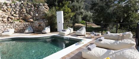 Seasonal outdoor pool