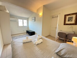 Iron/ironing board, WiFi, bed sheets - Nice one-bedroom apartment near the Palais des Festivals (Cannes)