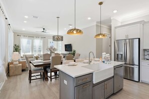Dining - Family Coastal Escape (Inlet Beach)