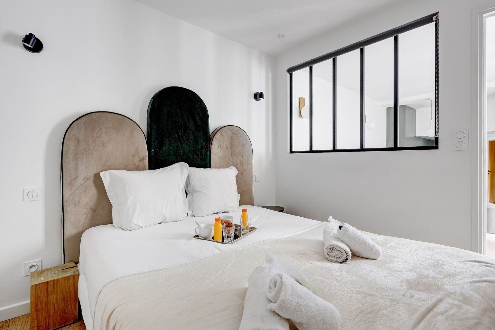 Internet, bed sheets