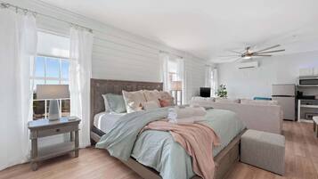 Fer et planche Ă repasser, Wi-Fi, draps fournis