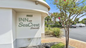 Exterior detail - Inn at Seacrest Beach 408-Perfect Couples Getaway (Panama City Beach)
