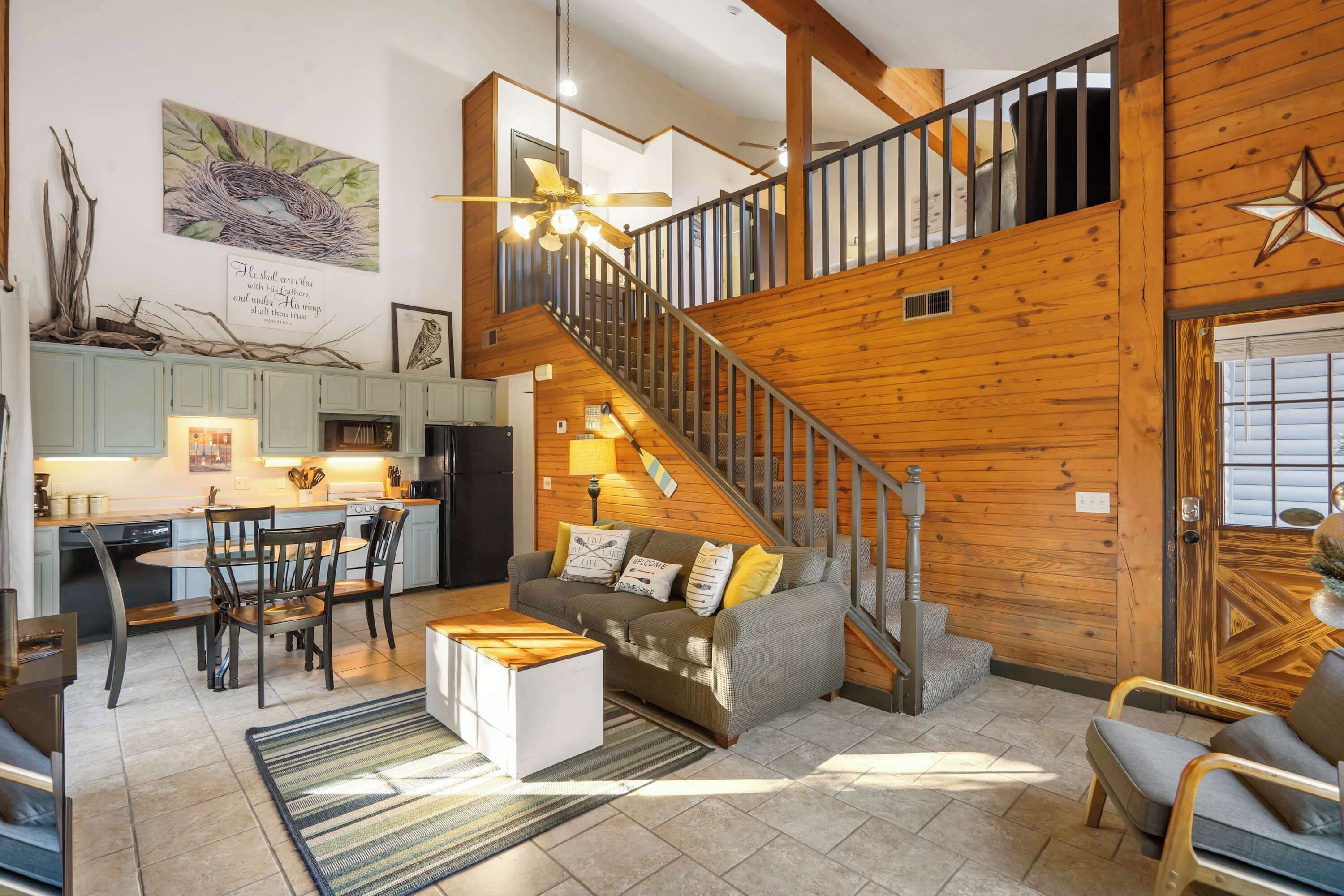 Cabin, Multiple Beds, Patio, Garden View (Rustic Shore Cabin) | Living area