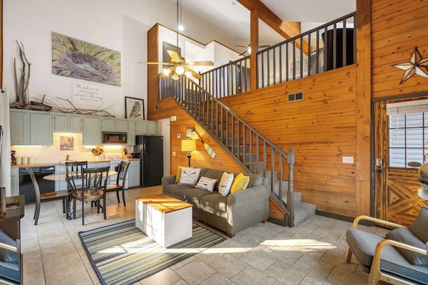 Cabin, Multiple Beds, Patio, Garden View (Rustic Shore Cabin) | Living area