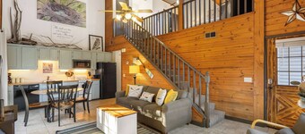 Rustic Shore Cabin Stay for 6