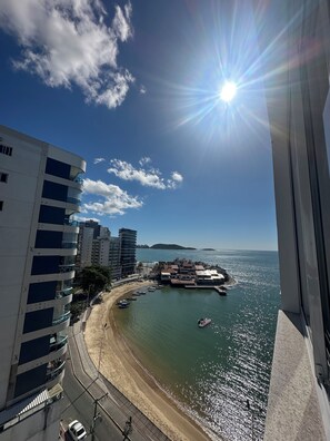 Beach - Wonderful apartment in Prainha de Muquicaba, Guarapari. (Guarapari)