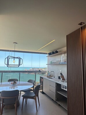 Dining - Wonderful apartment in Prainha de Muquicaba, Guarapari. (Guarapari)