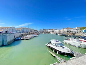 Marina - ELINA maison de charme à La Flotte (La Flotte)